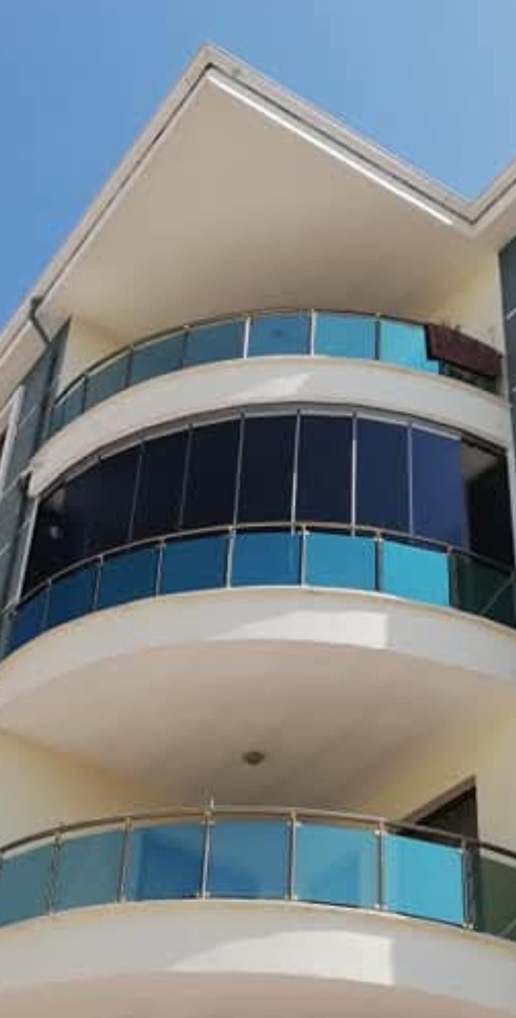 BRK Cam Balkon — tamamlanan cam balkon / pergola uygulaması 12